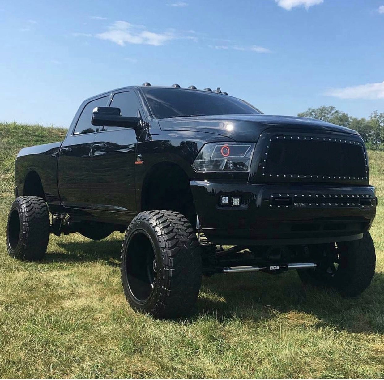 Lifted Ram Trucks For Sale: Your Comprehensive Guide to Standing Tall Lifted Ram Trucks For Sale: Your Comprehensive Guide to Standing Tall