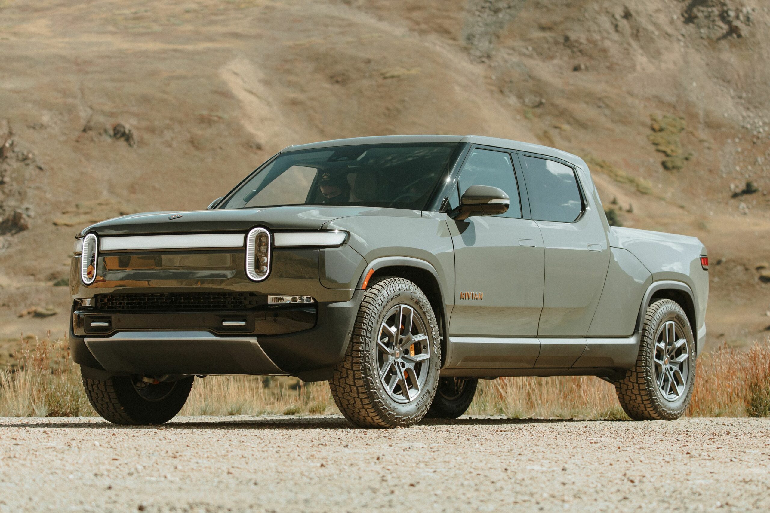 Who Makes The Rivian Truck? Unpacking the Innovation of Rivian Automotive, Inc.